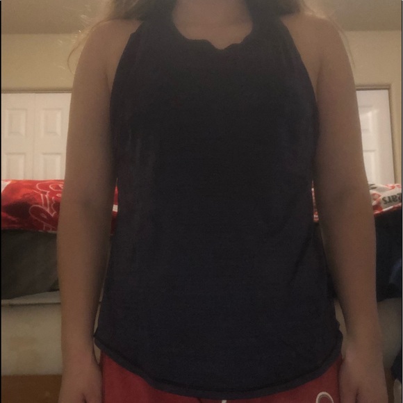 Lululemon tank top w/built in bra - Picture 1 of 2